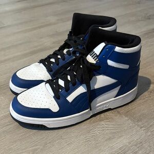 Puma Men's Navy and White High-Top Sneakers